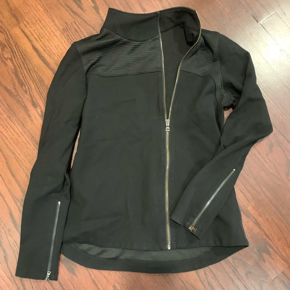 THE BASE: Ribbed Off-Center Zip Bodycon Jacket